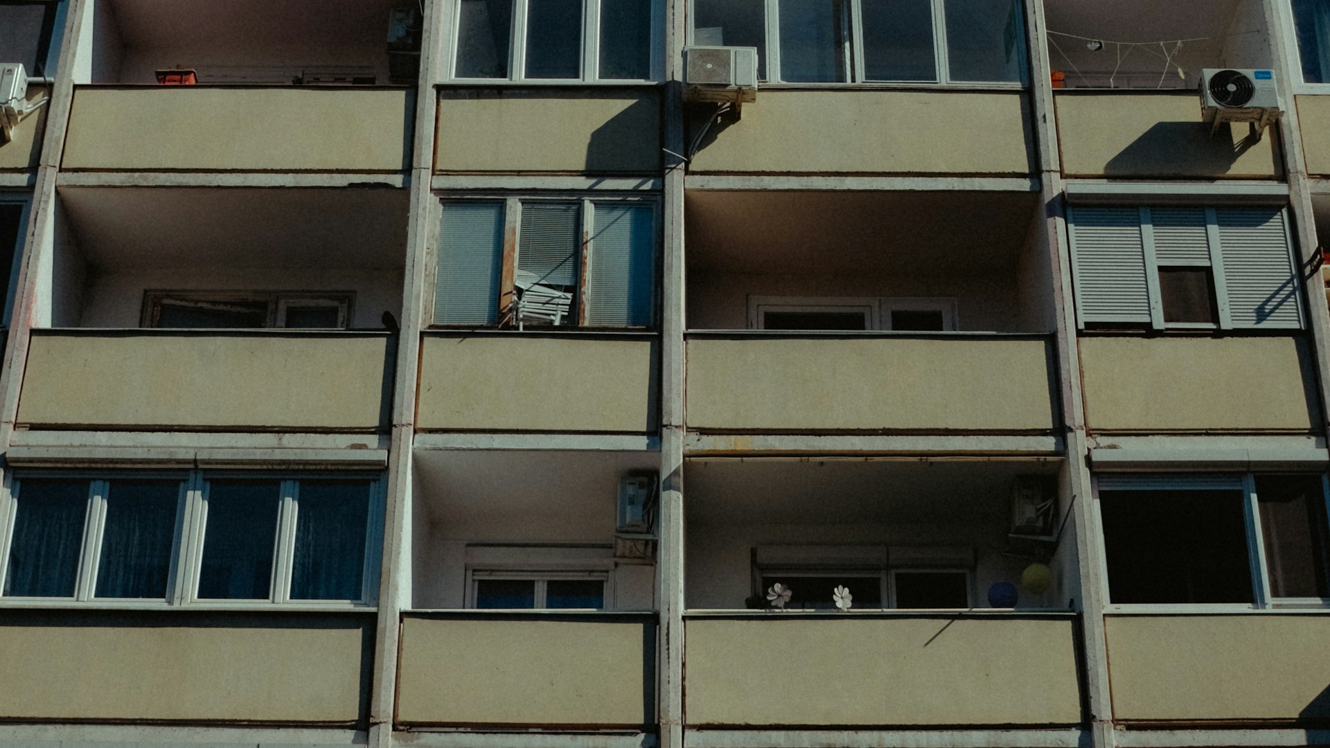 Buying a flat in an older Bulgarian apartment block: panel, EPK, slip-form or brick — what each means and what to check