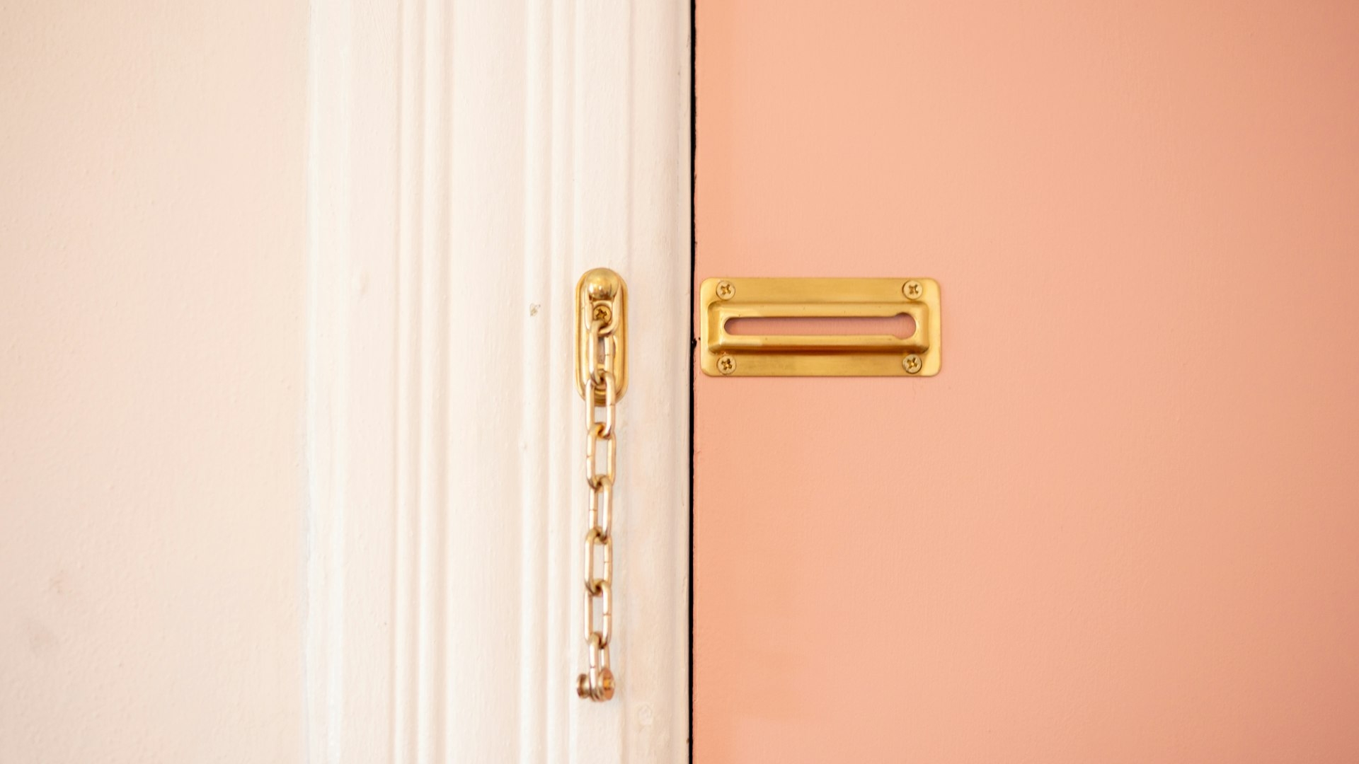 Tenant not paying or not leaving: a landlord's lawful steps in Bulgaria