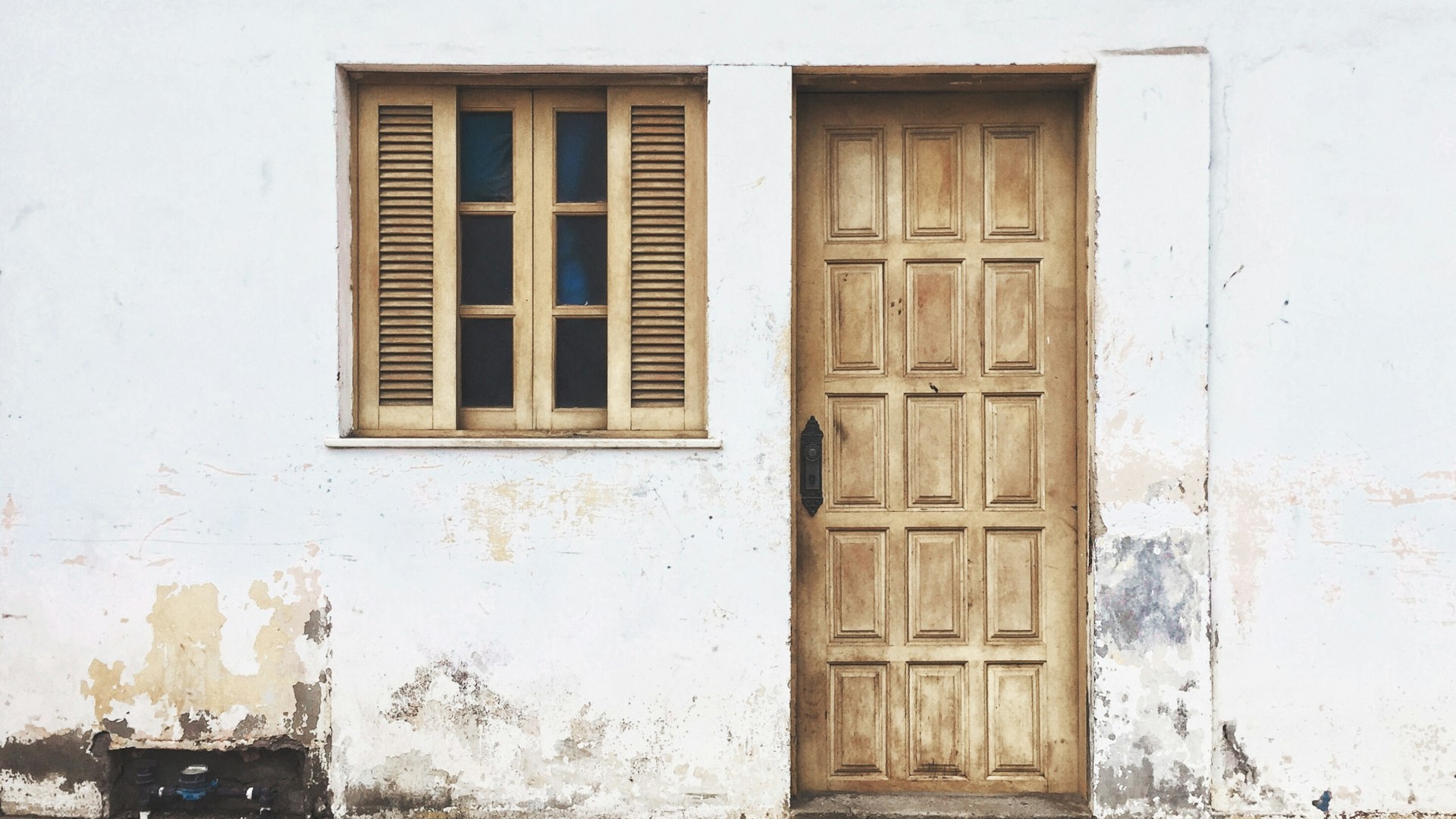 Inherited a property in Bulgaria: the first steps — documents, deadlines, taxes and when to accept under inventory
