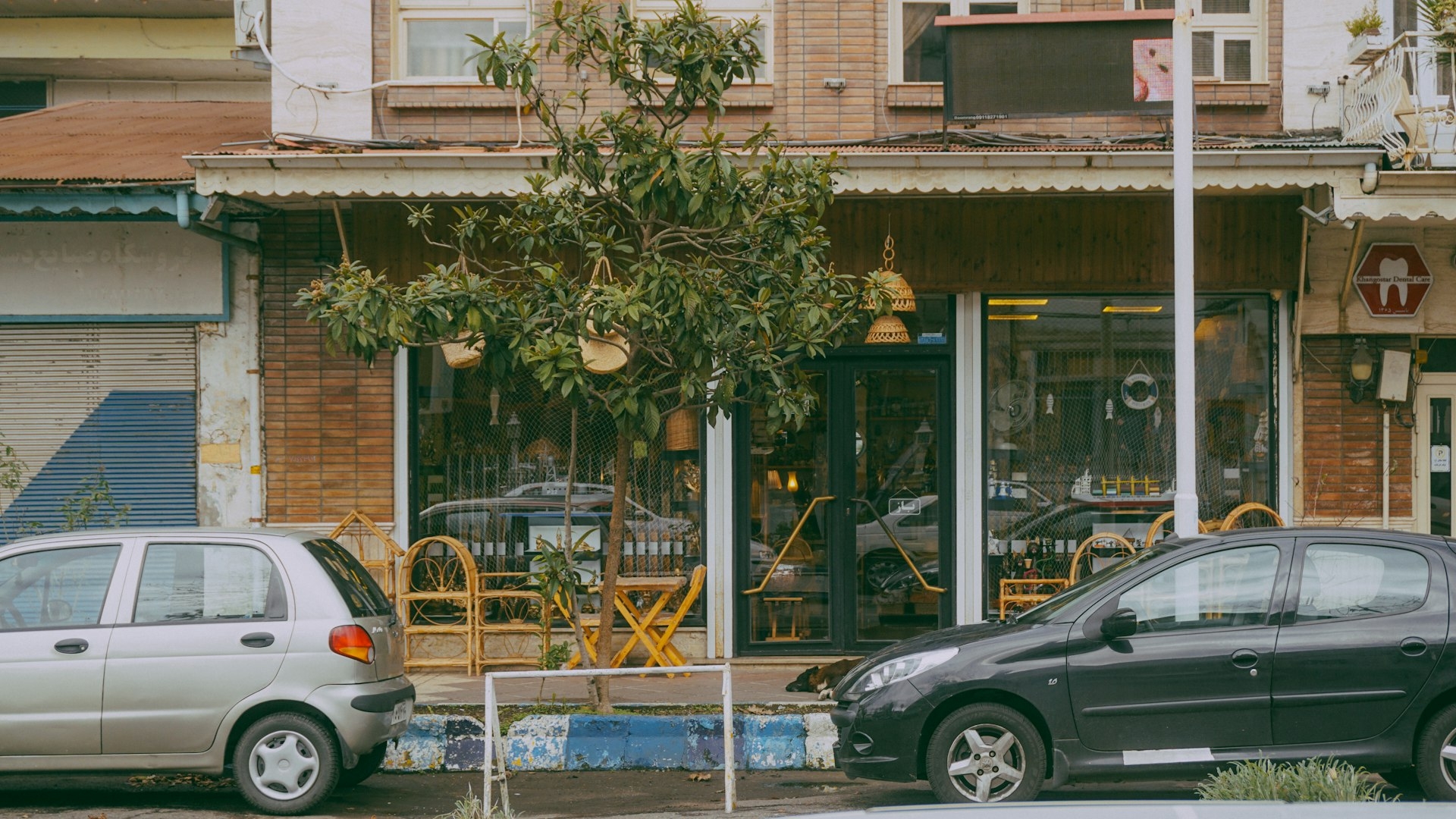 An office or shop for your own business: buy or rent?